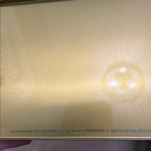 Wicked for good Munchkins Donut Hole Treats Tin. New!!! - Picture 7 of 7